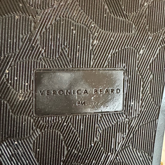 Veronica Beard Fern 2 Shearling Lined Clog. Black. 8 - Picture 7 of 11